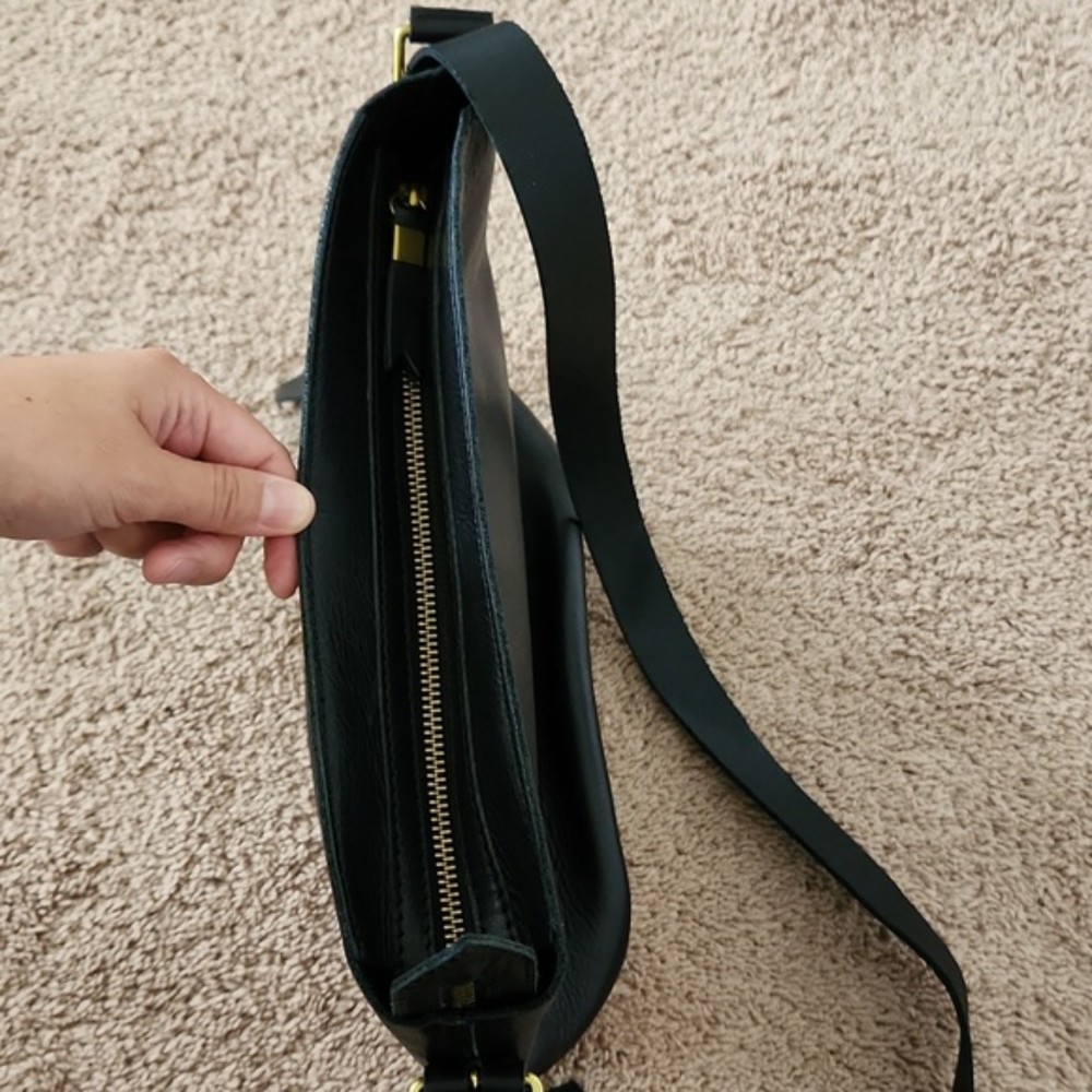 NWOT Madewell The Transport Bucket Bag, True Black - Picture 7 of 12